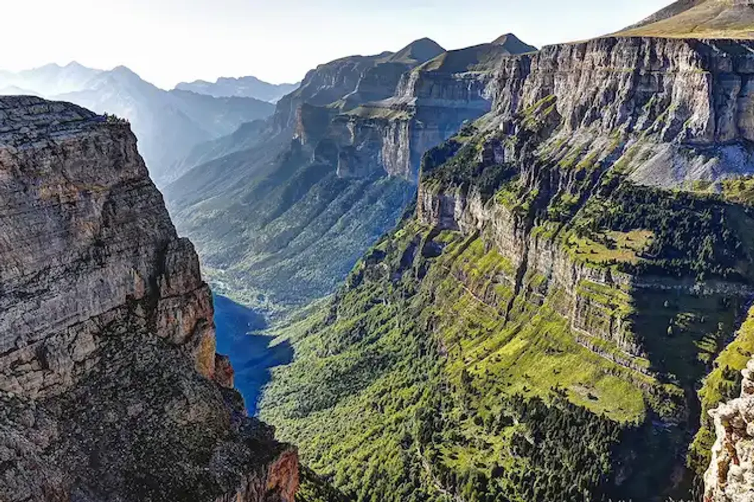 Die besten Rundwanderwege in den Pyrenäen (3, 4 und 5 Tage)