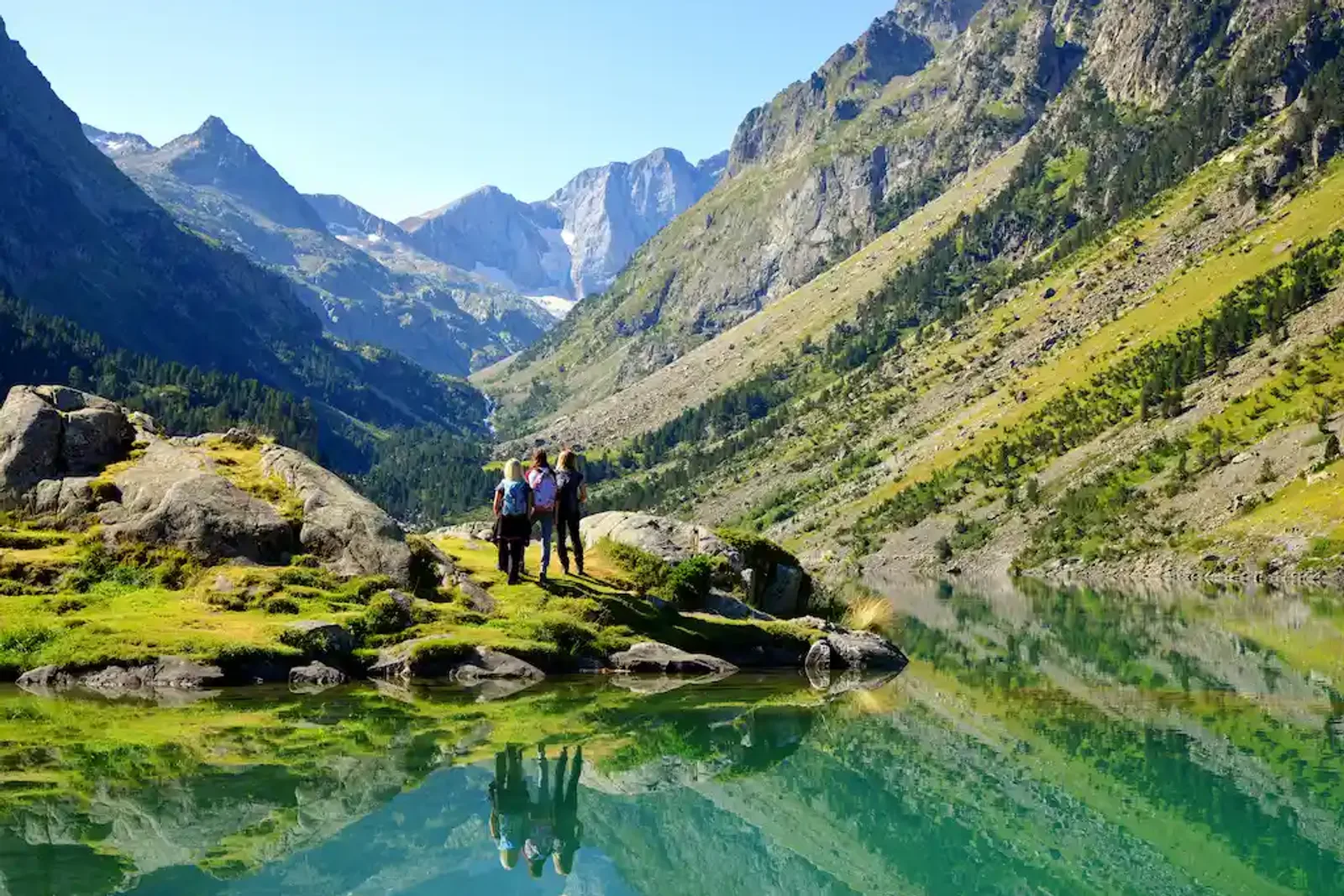 Vacaciones en España: la montaña como plan de verano